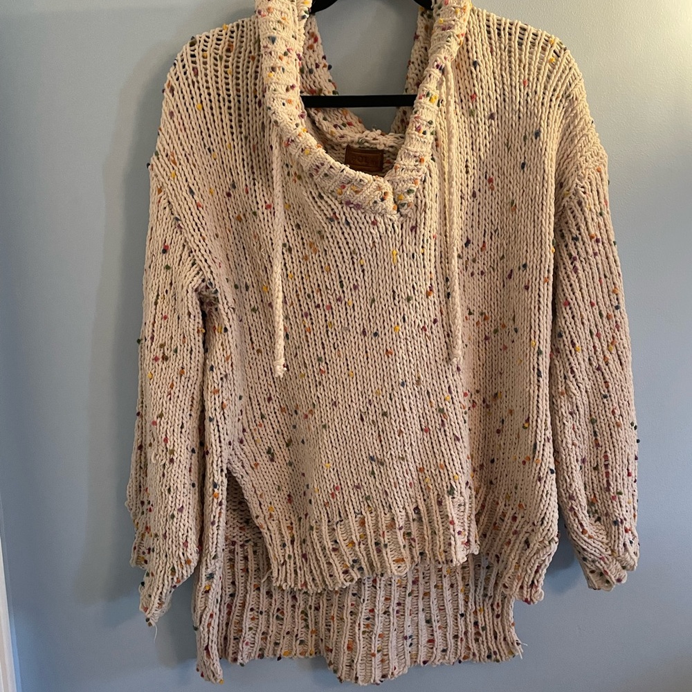 Rainbow popcorn v neck hoodie worn once